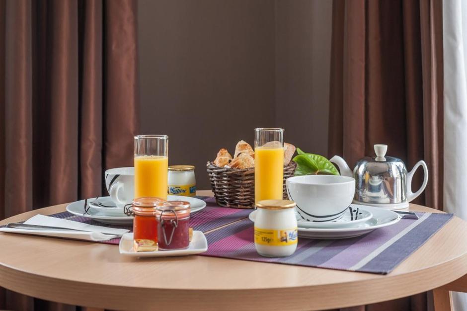 Saveurs De L'Abbaye Hotel Saintes Kültér fotó